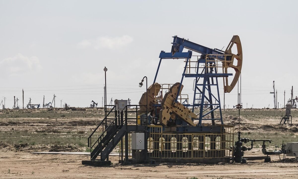 Казахстан визнав зупинку транзиту нафти Росією в Німеччину