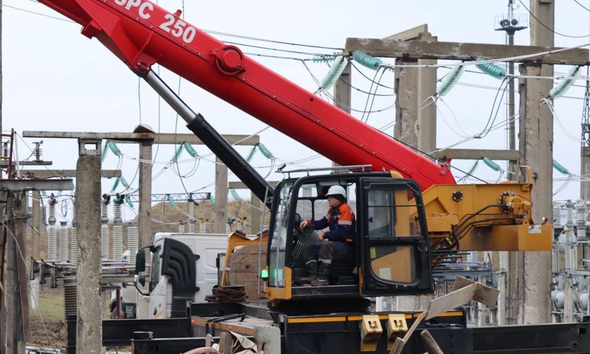 Відключення світла у шести областях – Укренерго